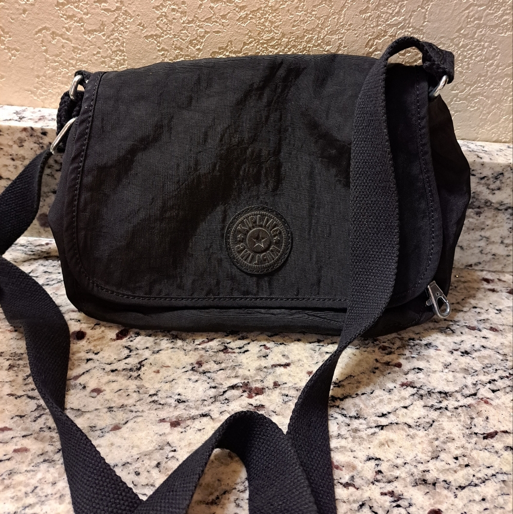Kipling Black crossbody